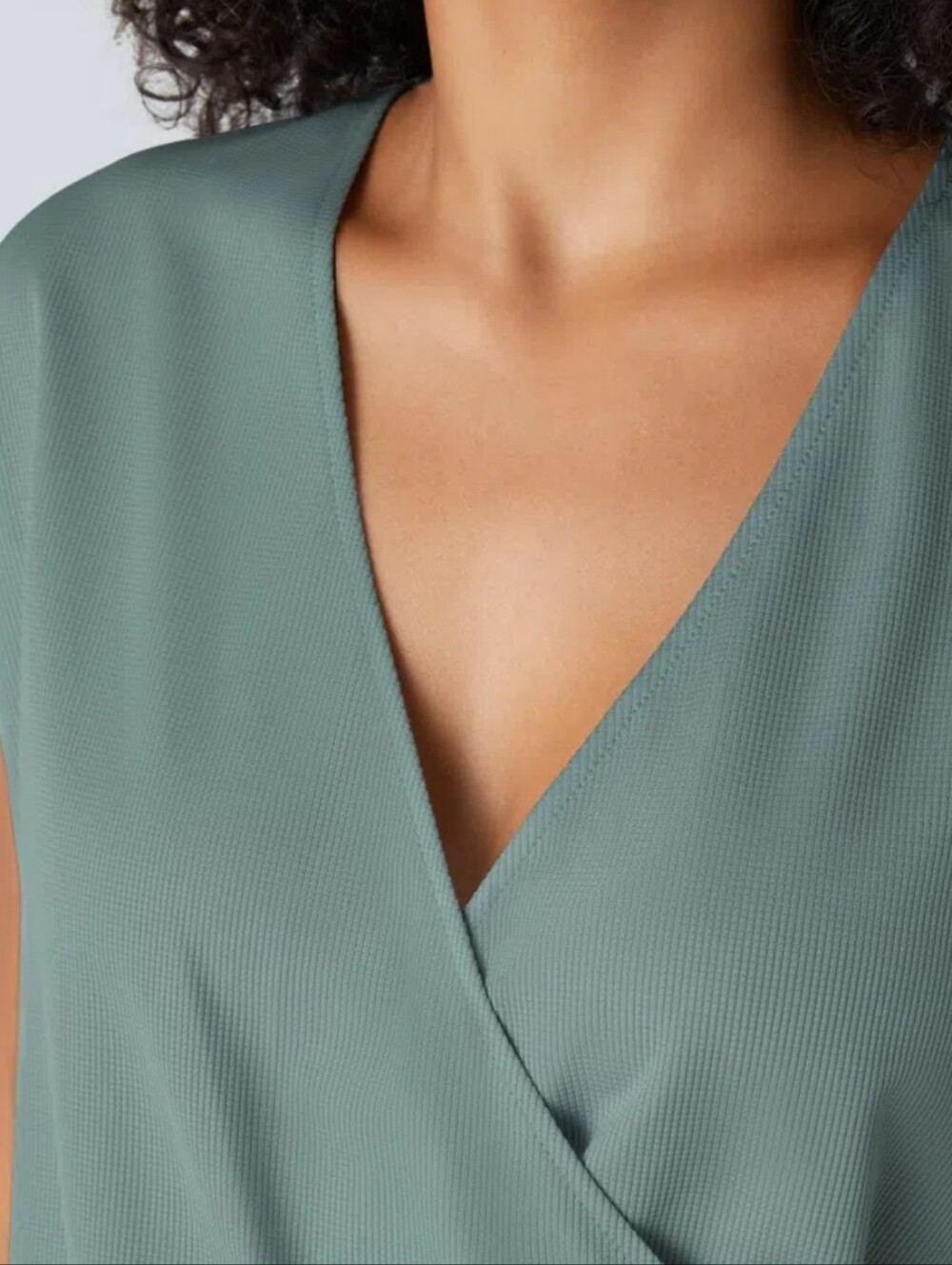 Halara Women's Green V Neck Short Sleeve Pocket Waffle Casual Romper. Sz L - Picture 4 of 12